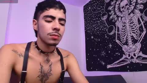 Snapshot of damoncolbi chatting on 03.08.25 damoncolbi online show from 03.08.25