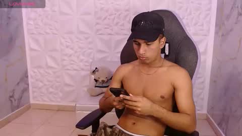 Snapshot of damondark_ chatting on 02.26.26 Damon online show from 02.26.26