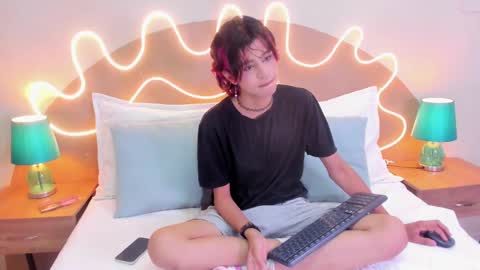 D A N online show from 10.04.25