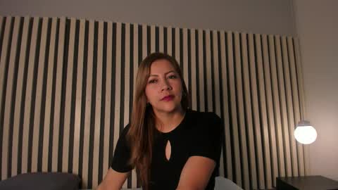 Snapshot of dana_cole chatting on 11.24.25 dana_cole online show from 11.24.25