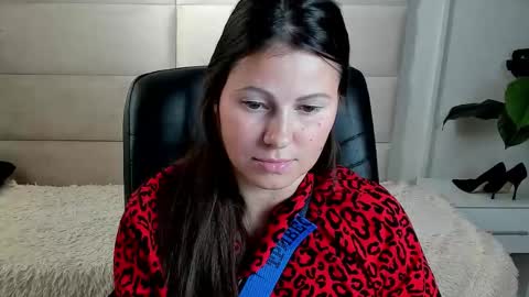 Dana Dom online show from 10.11.25