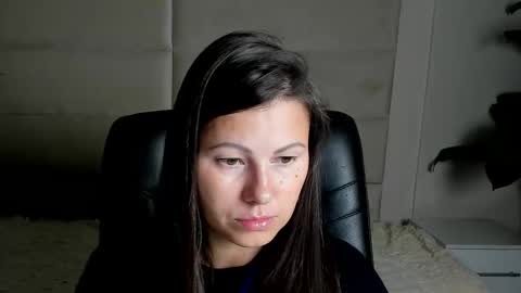 Dana Dom online show from 10.14.25