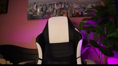 danaa_rouse online show from 02.21.26