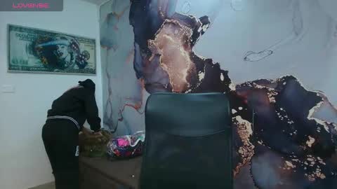 Danaa Rey online show from 10.06.25