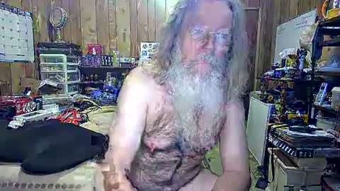 Snapshot of danagm chatting on 01.17.25 Dana online show from 01.17.25