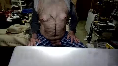 Snapshot of danagm chatting on 02.23.25 Dana online show from 02.23.25