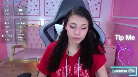 Danatella  online show from 12.18.25