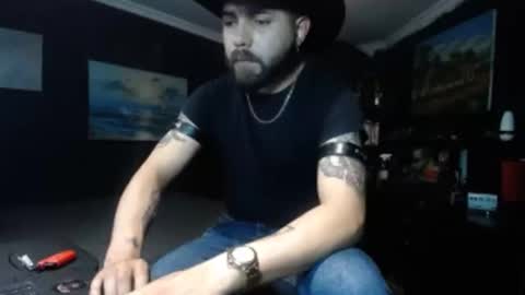 Snapshot of danbury44 chatting on 01.08.25 danbury online show from 01.08.25