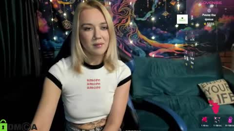 dances_queen online show from 02.09.26