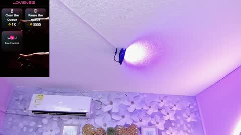 Daniela online show from 03.12.25