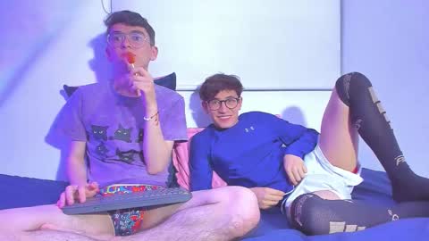 Snapshot of dani_angel_dark chatting on 11.28.25 dani_angel_dark online show from 11.28.25