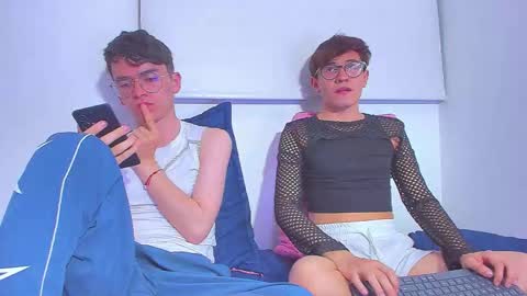 Snapshot of dani_angel_dark chatting on 11.29.25 dani_angel_dark online show from 11.29.25