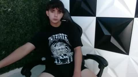 dani_cumboy online show from 02.04.25