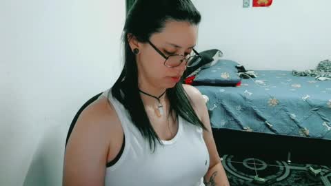 dani y jocelyn online show from 04.08.26