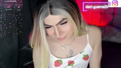 Snapshot of dani_lovet1 chatting on 05.22.26 dani online show from 05.22.26