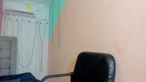 dani_lue online show from 01.24.25