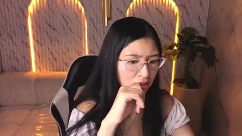 Snapshot of dani_tf chatting on 03.12.26 dani_tf online show from 03.12.26