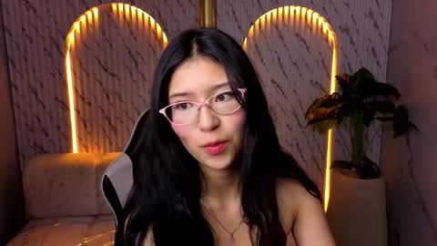 Snapshot of dani_tf chatting on 03.19.26 dani_tf online show from 03.19.26