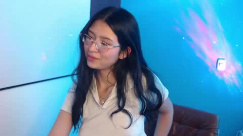 Snapshot of dani_tf chatting on 04.11.26 dani_tf online show from 04.11.26