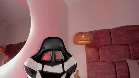   online show from 02.04.26