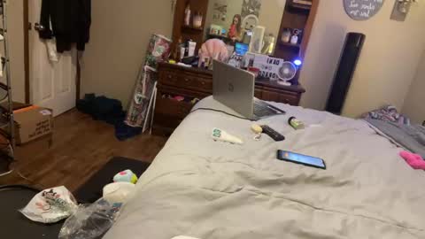 Dani Dragon online show from 12.20.24