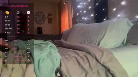 Dani Dragon online show from 12.30.24