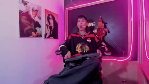 daniel_deluc77 online show from 12.22.25