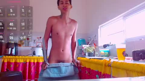 Snapshot of daniel_deluxx chatting on 05.16.26 daniel_deluxx online show from 05.16.26