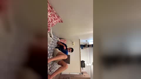 Snapshot of daniel_ice chatting on 03.25.26 Daniel online show from 03.25.26