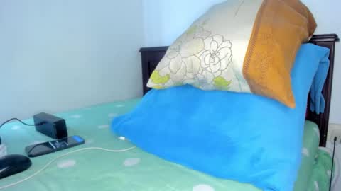 Dani online show from 11.25.25