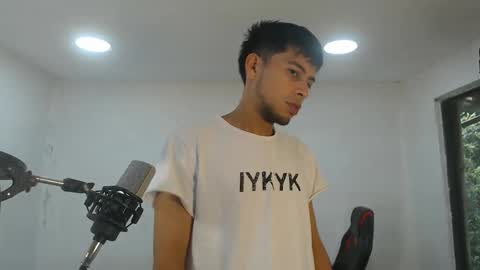 danielitopapii online show from 10.16.25