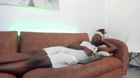 daniell_ferrari online show from 01.25.25