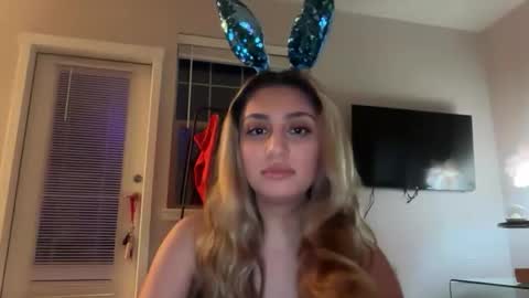 daniellarae1 online show from 04.06.26