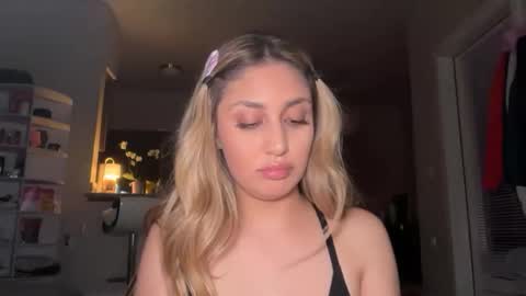 daniellarae1 online show from 04.09.26