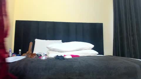 danielle_rock online show from 03.11.25