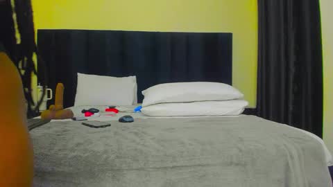 danielle_rock online show from 09.14.25