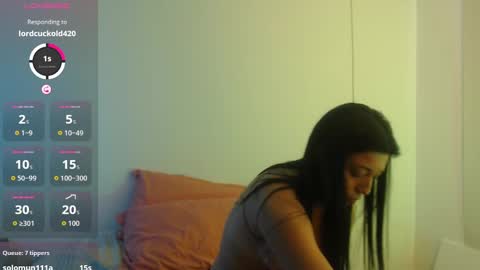 Snapshot of danielle_smithh chatting on 09.24.25 Danielle Smith online show from 09.24.25