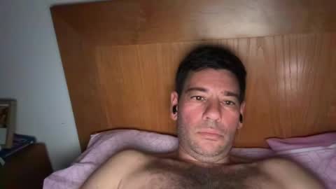 Snapshot of danieltalho23 chatting on 06.29.26 danieltalho23 online show from 06.29.26