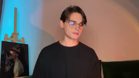 Snapshot of danieltuckerr chatting on 11.28.25 danieltuckerr online show from 11.28.25