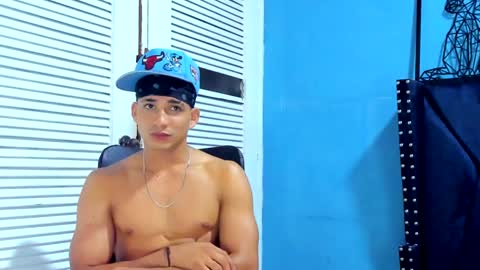 Snapshot of danii_scot chatting on 01.21.25 Dani online show from 01.21.25