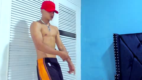 Snapshot of danii_scot chatting on 01.24.25 Dani online show from 01.24.25