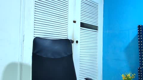 Snapshot of danii_scot chatting on 01.25.25 Dani online show from 01.25.25