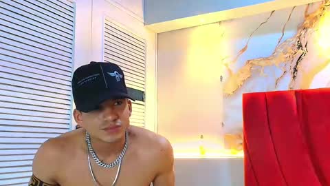 Snapshot of danii_scot chatting on 10.09.25 Dani online show from 10.09.25