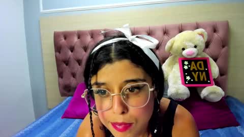 DaniiBelluci  online show from 02.27.25