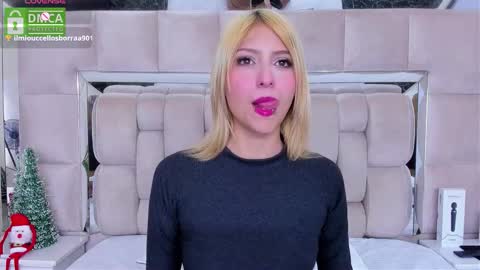 Snapshot of daniiela_beteche777 chatting on 11.29.25 DANIELA online show from 11.29.25