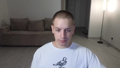 Snapshot of danila_trezzini chatting on 07.19.26 danila online show from 07.19.26