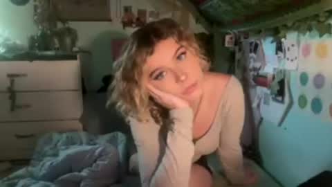Snapshot of danilovexoxo chatting on 06.26.26 danilovexoxo online show from 06.26.26