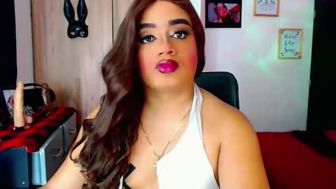 danipein online show from 11.18.25