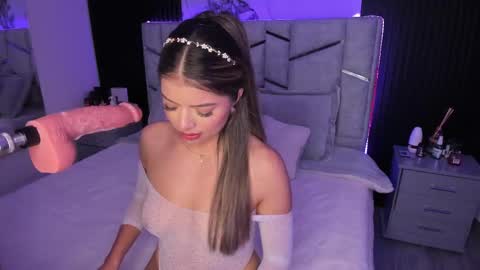 Snapshot of daniphoenixx chatting on 03.01.25 Dani Phonenix online show from 03.01.25