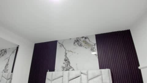 Snapshot of daniphoenixx chatting on 11.28.25 Dani Phonenix online show from 11.28.25